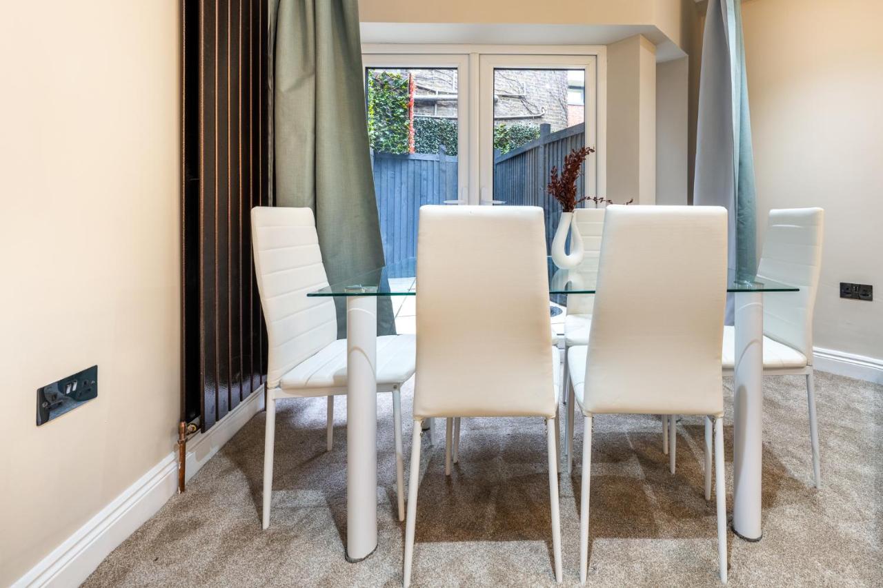 Hébergement de vacances Brand New Luxury House - Sleeps 8