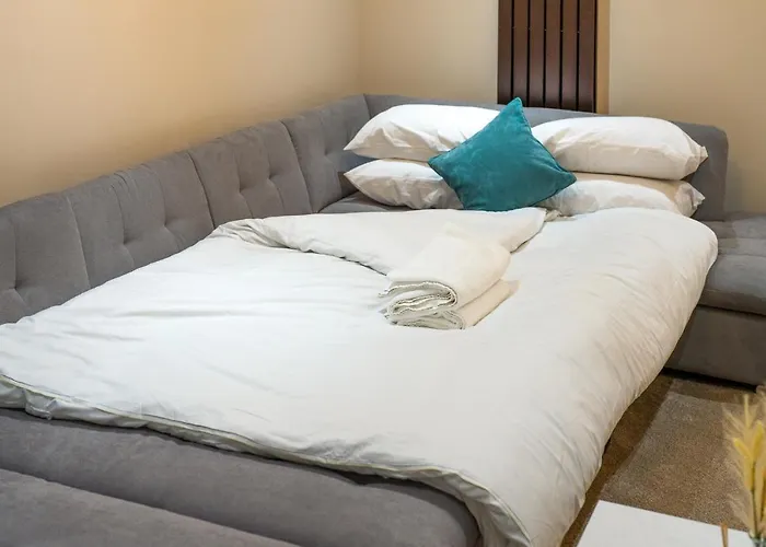 Brand New London Luxury House - Sleeps 8